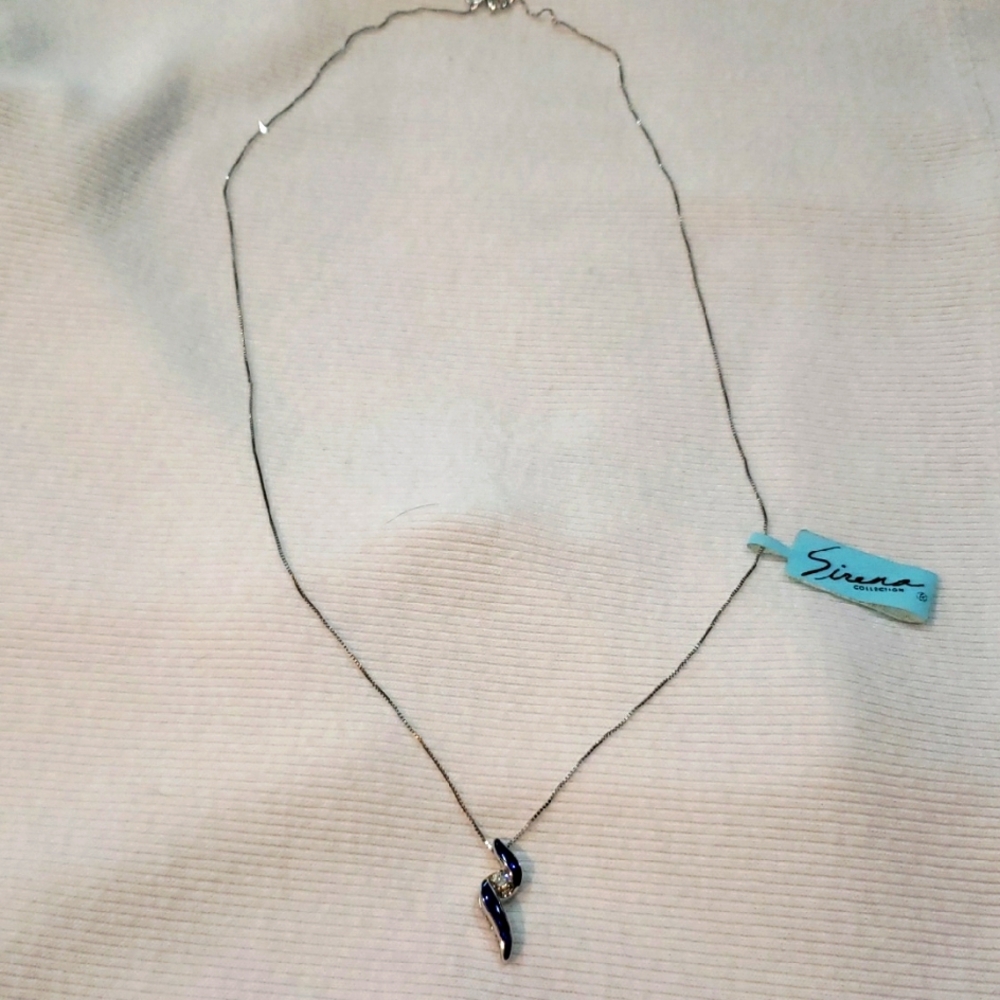 SIRENA JEANS DIAMOND TWIST PENDANT NECKLACE
